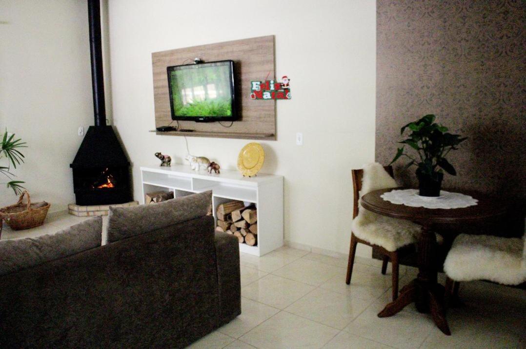Apartamento Hospedagem Vó Lina Gramado Exterior foto