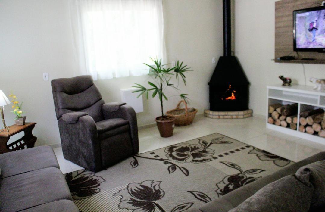 Apartamento Hospedagem Vó Lina Gramado Exterior foto